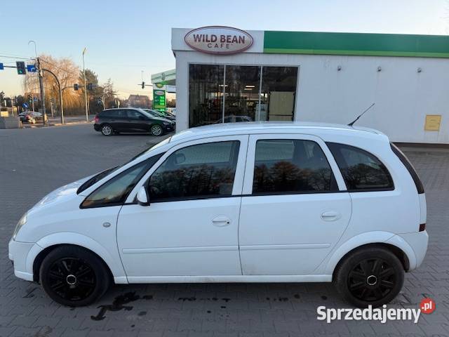 Opel Meriva lift 14 benz sprowadzone stan klima Meriva małopolskie Kraków