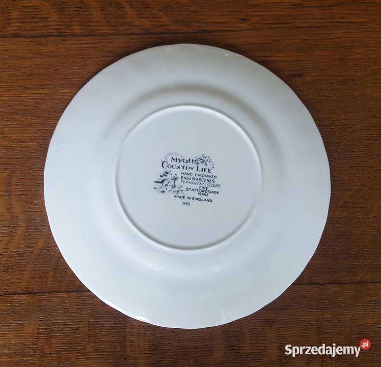 Porcelana angielska zestaw do herbaty 6ciu osób odcienie czerwieni