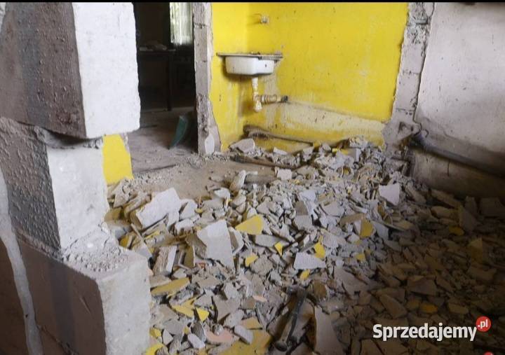 Rozbiórki wyburzenia skuwanie tynków Rozbiórki i wyburzenia Usługi