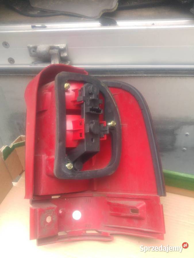 7M3 lampa tył LEWA SHARAN wkład Dębno sprzedam