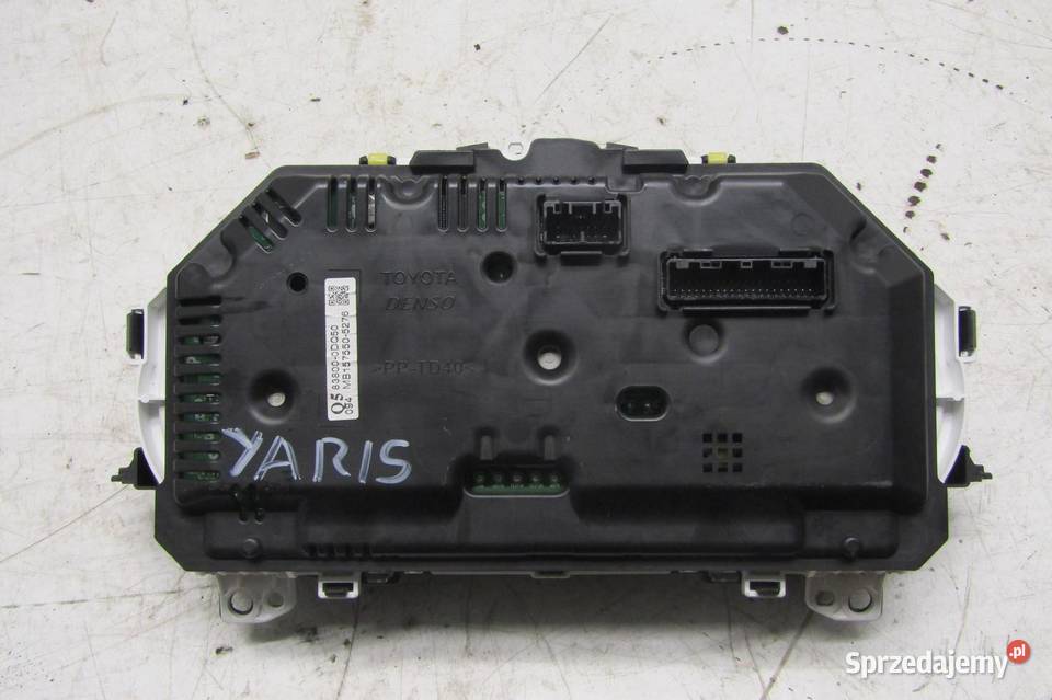 LICZNIK ZEGARY 13 VVTi TOYOTA YARIS III sprzedam