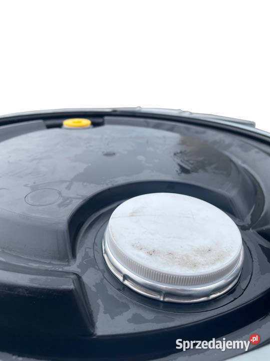 Beczka plastikowa 100 L używana do kiszenia na Walichnowy