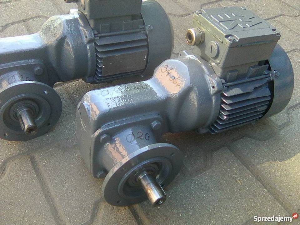 Motoreduktor 11 kW 410 obr 3faz Leszno