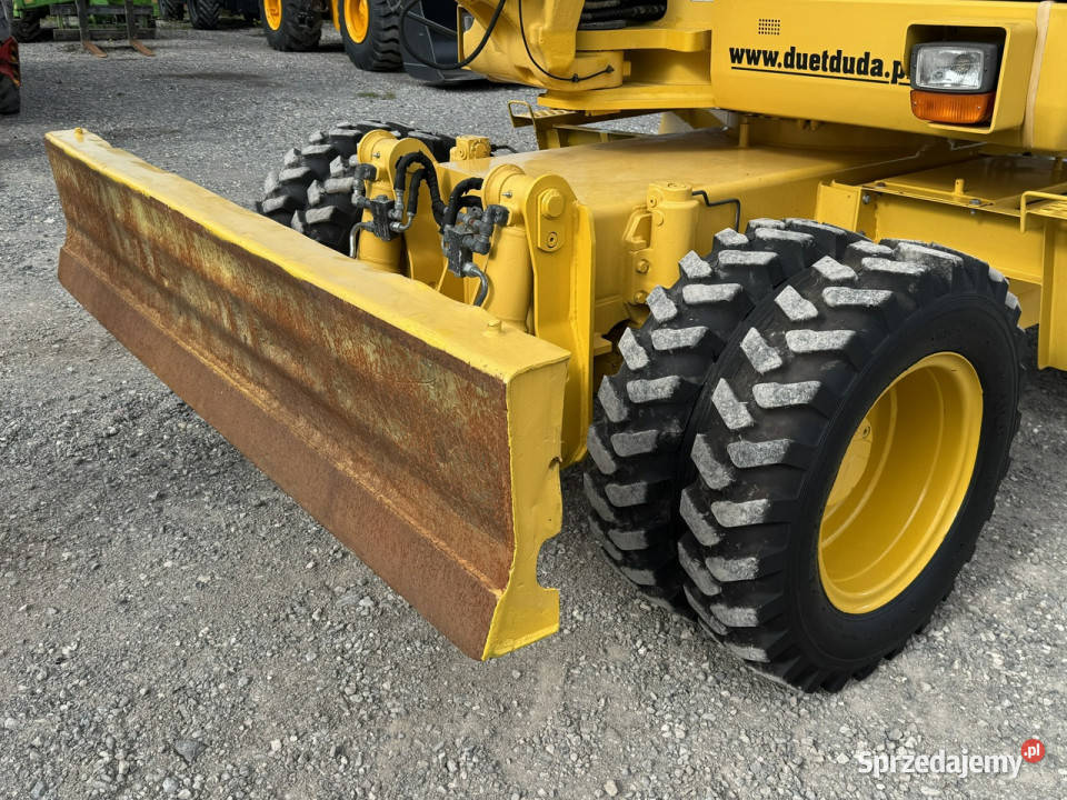 kołowa Komatsu PW 98 MR 8 Pług Podpory 10ton 11000h Widełki