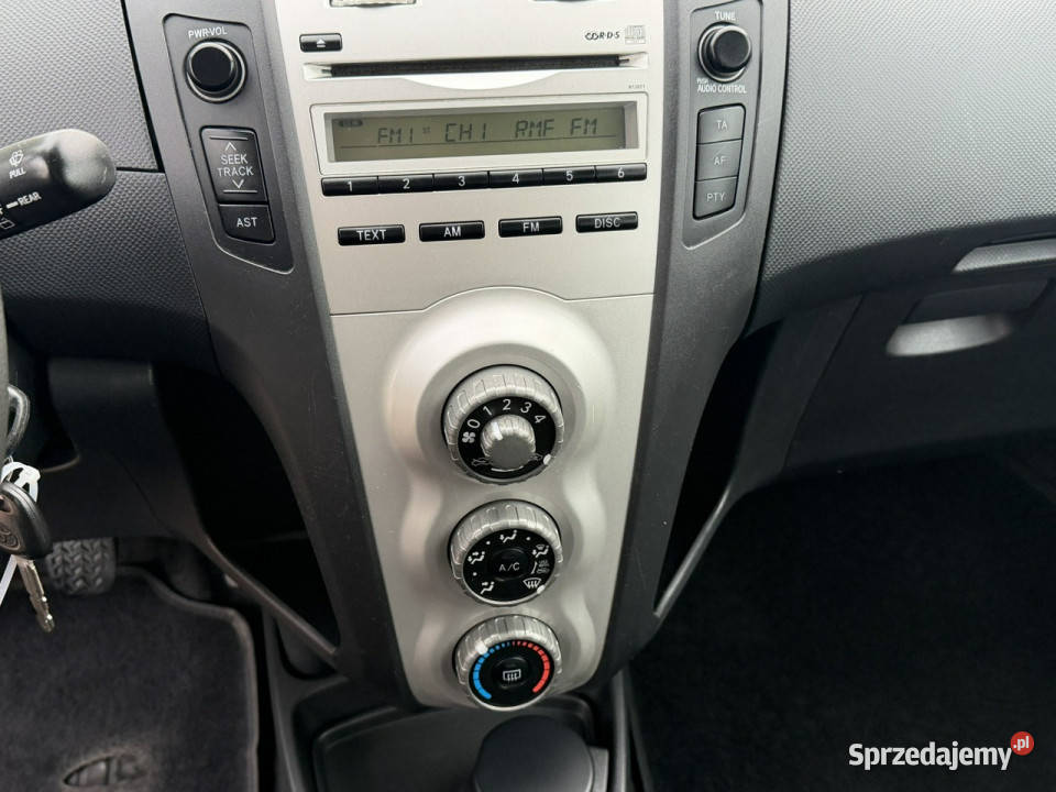 Toyota Yaris Toyota Yaris 2008 13 Benzyna Klima lakier metallic Yaris wielkopolskie Gostyń