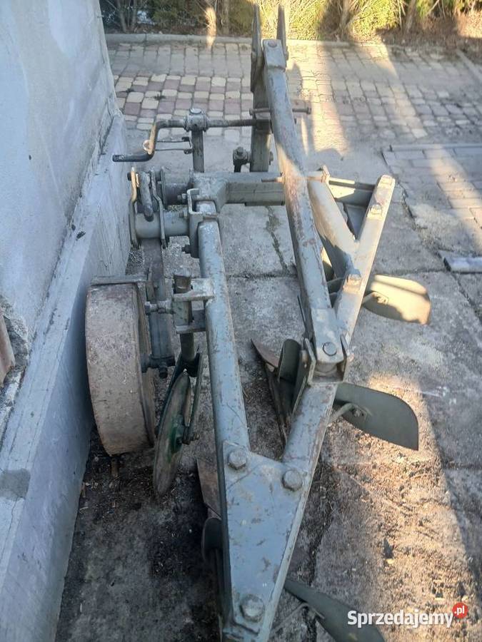 Pług orlik 3 transport krój nowe lemiesze nieuszkodzony Dobczyce sprzedam