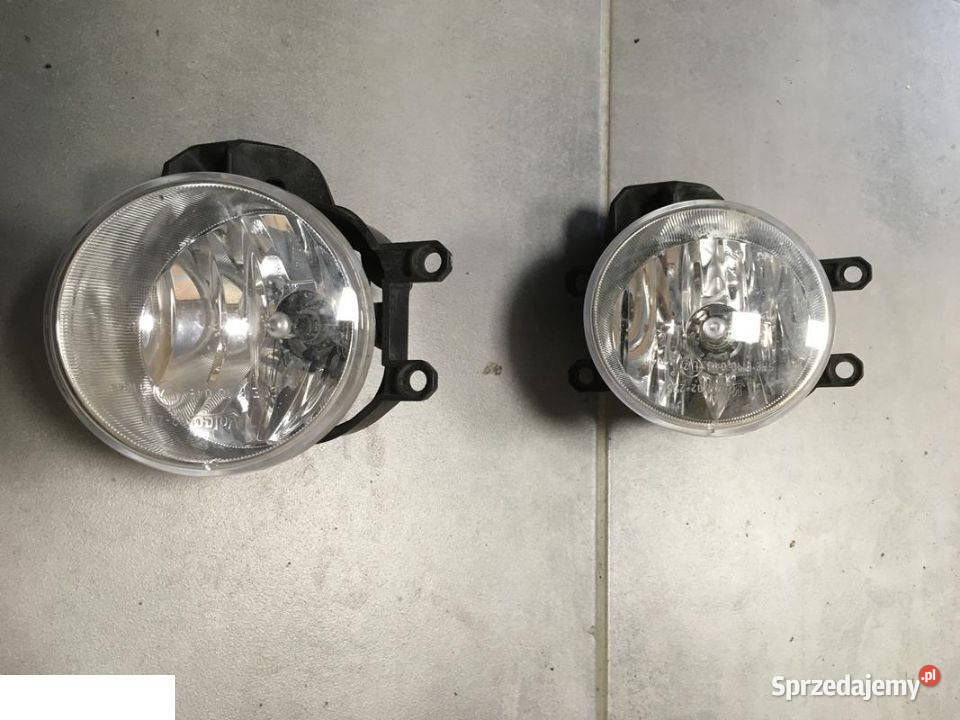 TOYOTA YARIS III HALOGEN PRAWY osobowe lubelskie