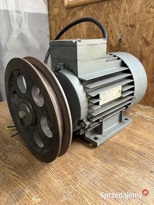 Silnik elektryczny 15 kW MEZ 3fazowy 1410 obr