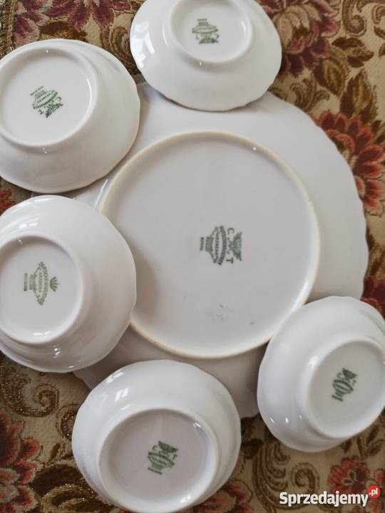 Porcelana CTzestawik do słodkości Porcelana i szkło Ropa