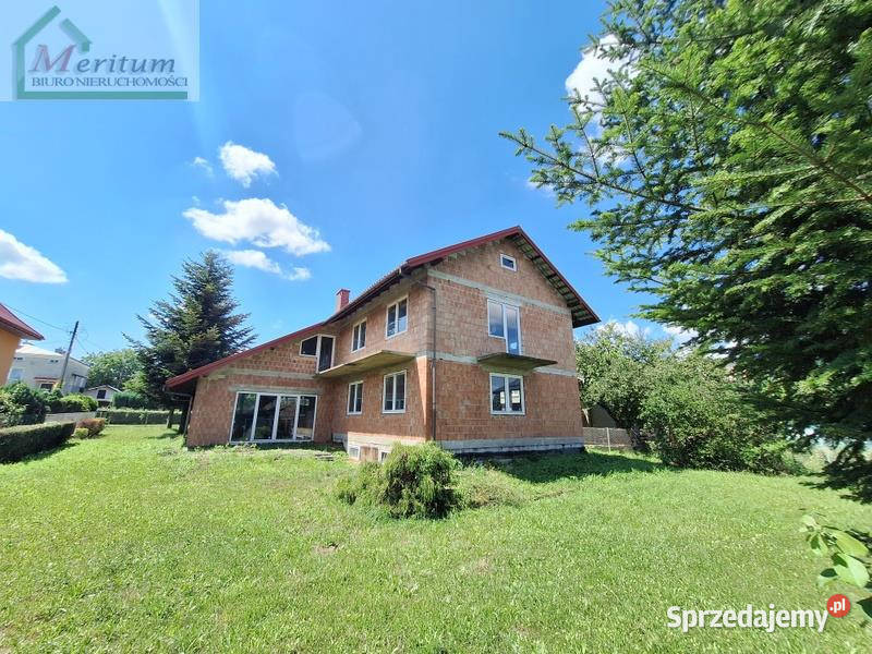 sprzedaży domu wolnostojącego 3062 metry Krosno