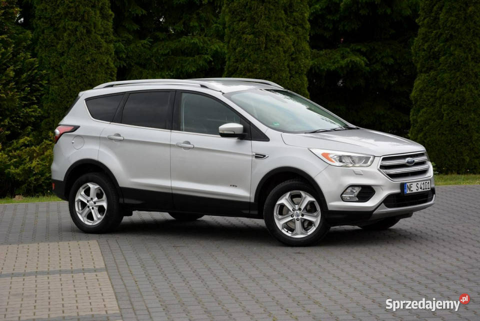 Ford Kuga Titanium 4WD półSkóry Ledy Navi Ostrów Mazowiecka sprzedam