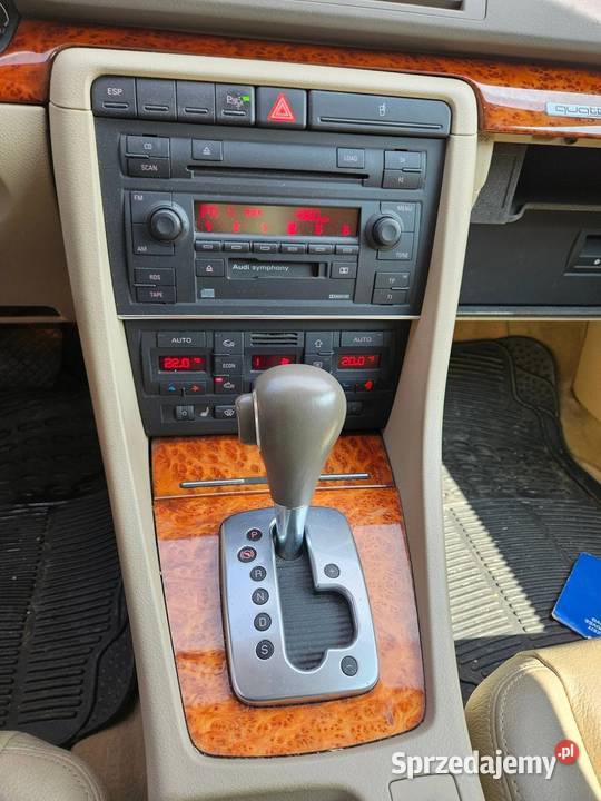 Audi A4 B6 S4 B7 tunel środkowy ramka 2 DIN Szczerbice