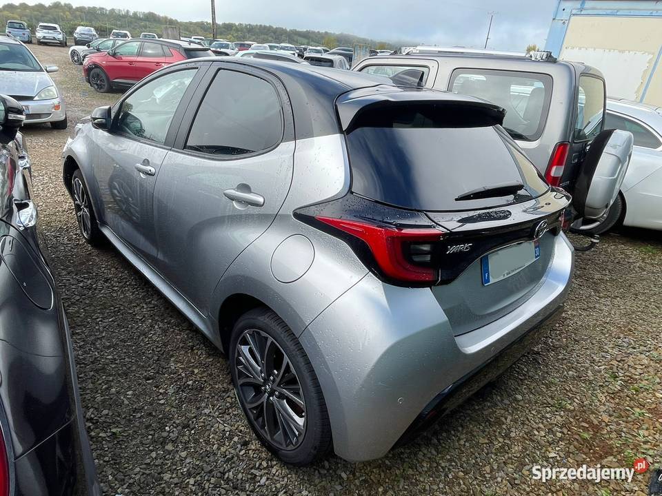TOYOTA Yaris Hybride 116H Collection GX810 lubuskie Słubice