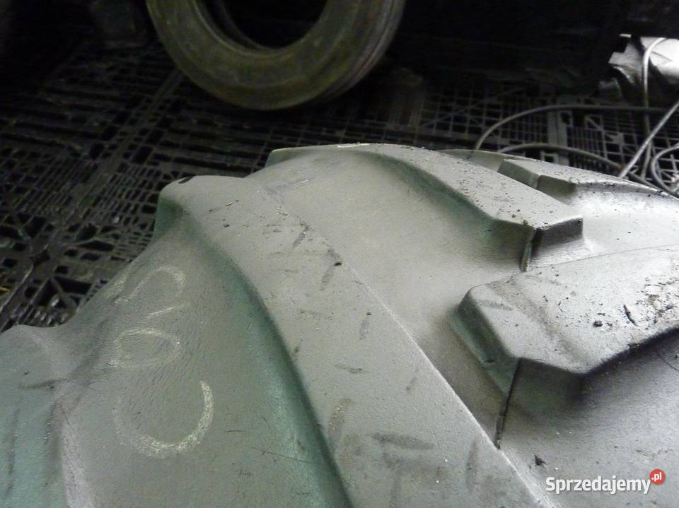 Opona używana rolnicza 42555R175 CONTINENTAL 300 Opony rolnicze Zaścianki