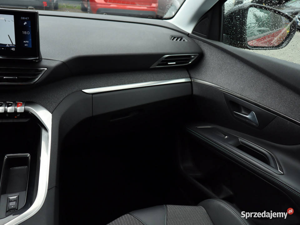 Peugeot 5008 PureTech 130 czerwony Katowice