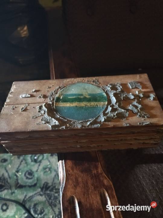 Stare pudełko drewniane ręcznie zdobione Olsztyn