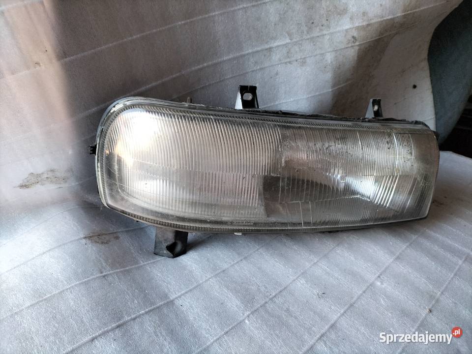 OPEL MOVANO A RENAULT MASTER II LAMPA PRZÓD Prawe Części lubelskie Kamień-Kolonia