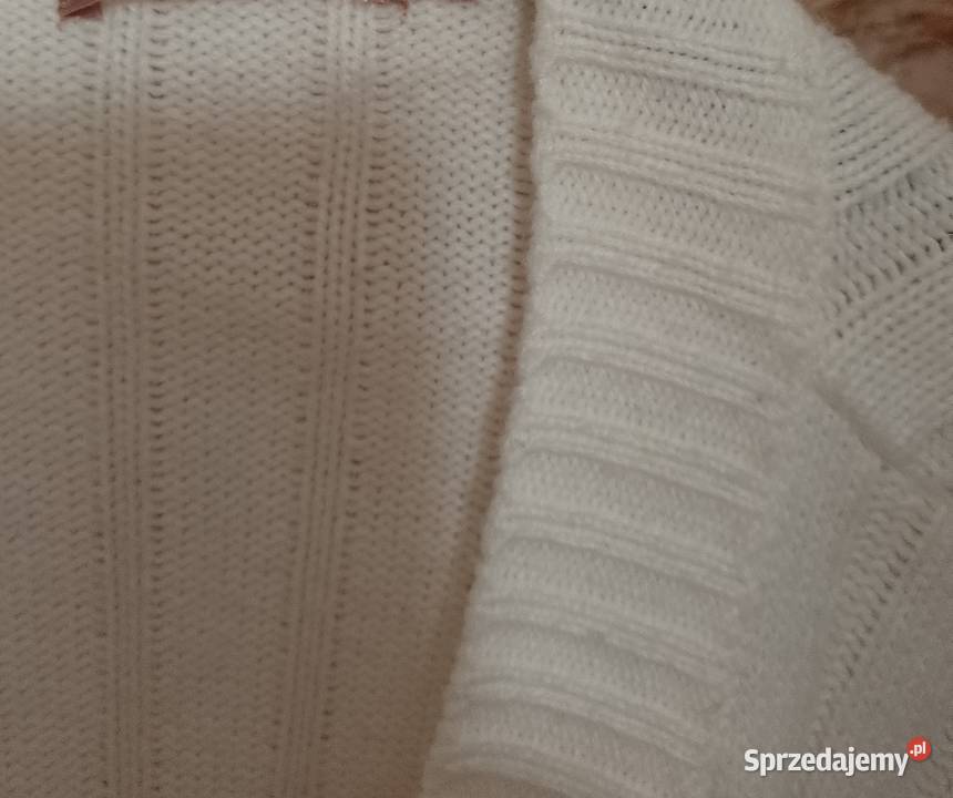 SM Ekskluzywny długi sweter z paskiem z Madrytu