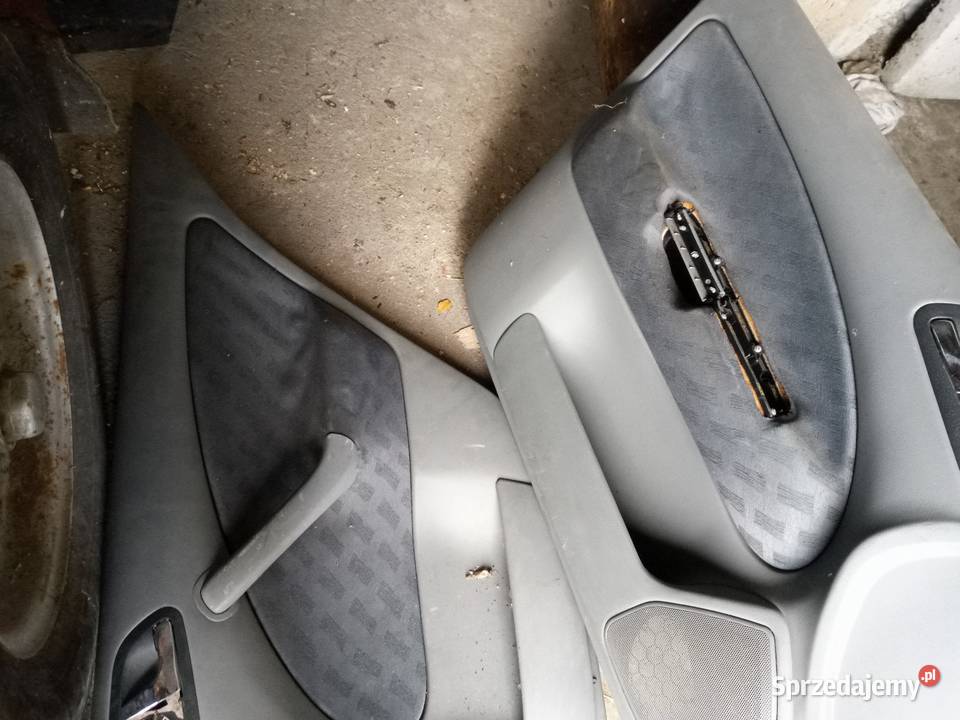 Skoda Octavia 1 boczki drzwi pasy Rok produkcji 2000