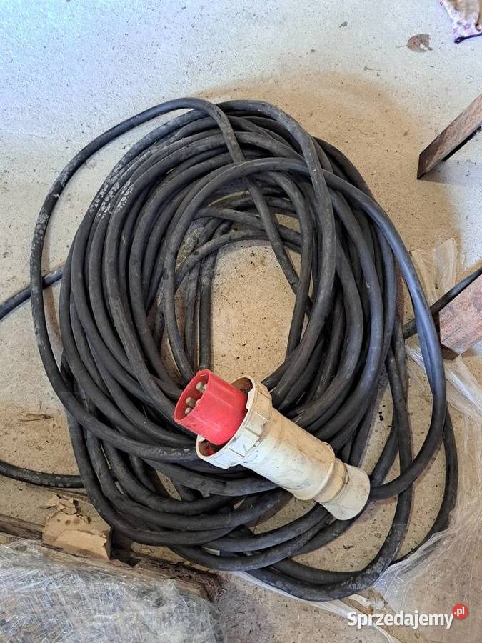 Rozdzielnica elektryczna budowlana z kablem 40 m Czaplinek sprzedam