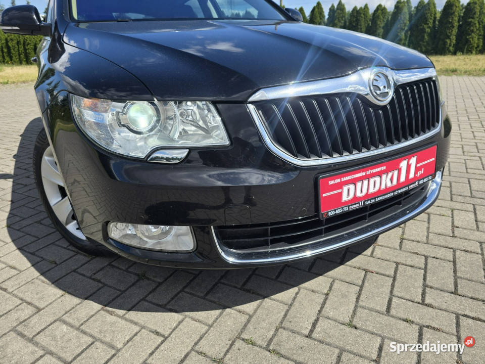 koda Superb 14tsi NavigacjaKlimatronic 2 światła LED Kutno