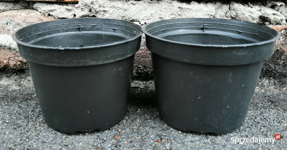 Doniczki produkcyjne śr 11 05L czarne okrągłe Siewierz