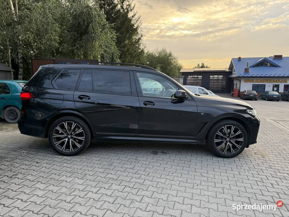 BMW X7 G07 30 xDrive40d z 2021 roku DO nieuszkodzony
