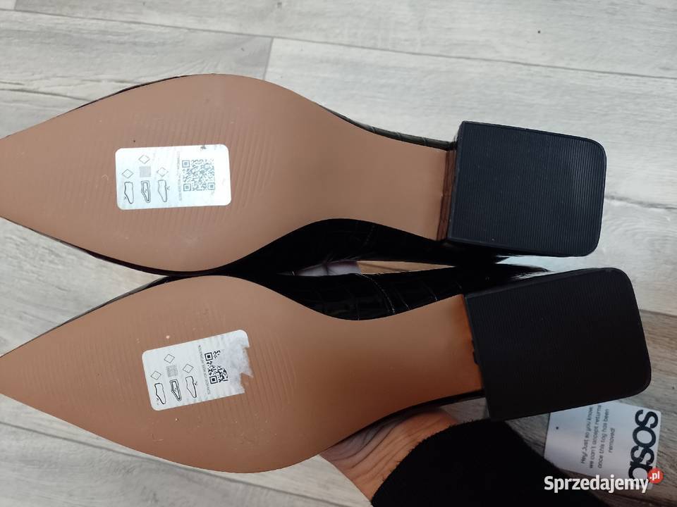 40 ASOS DesignCzarne teksturowane czółenka