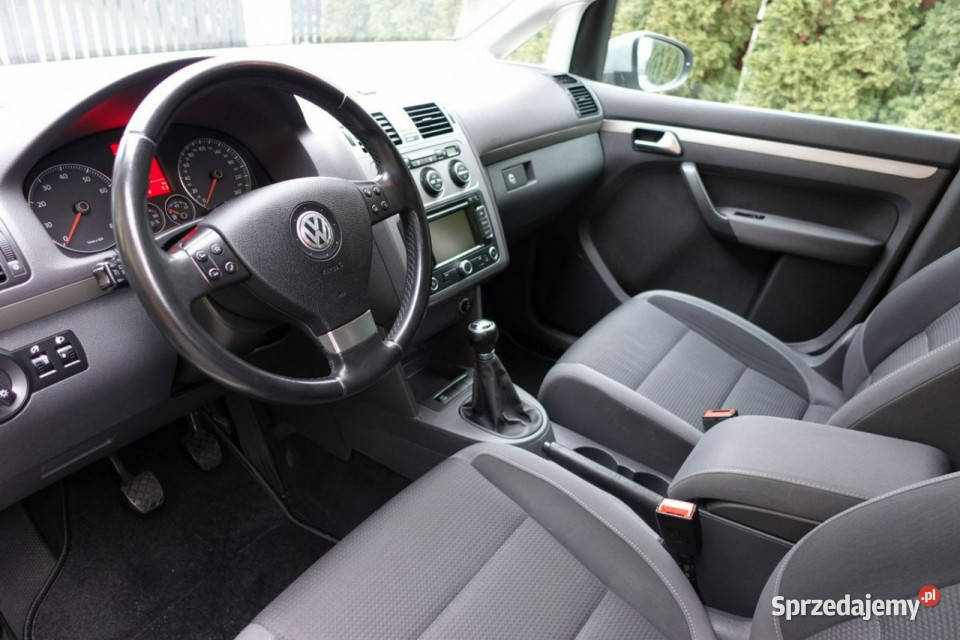 Volkswagen Touran LIFT 140 Climatronic Navi klimatyzacja Płońsk sprzedam
