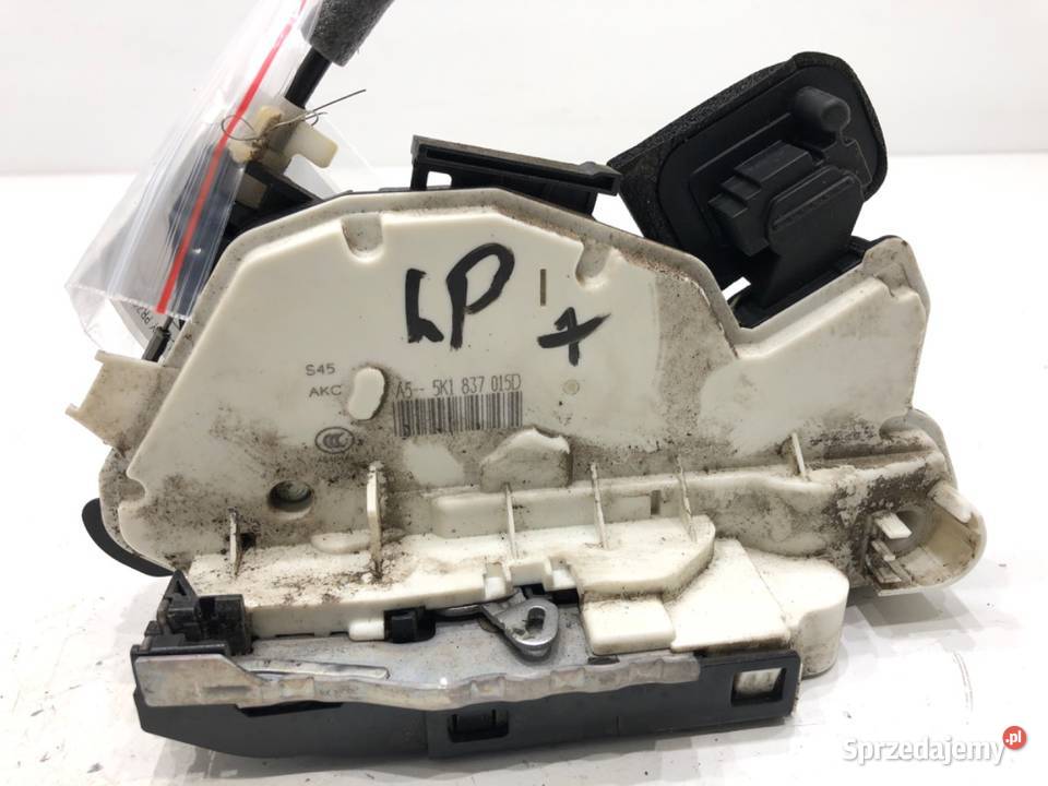 ZAMEK DRZWI LEWY PRZÓD VW GOLF VII Hatchback sprzedam