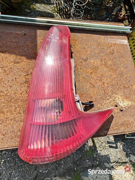 Lampa prawa peugeot 206 SW mazowieckie Łagów sprzedam