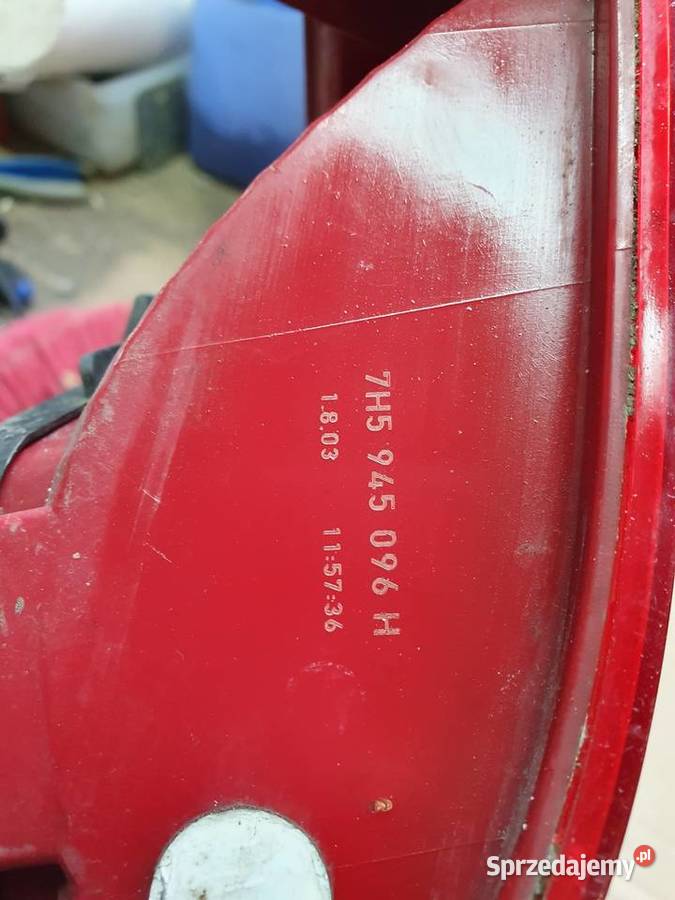 VW TRANSPORTER T5 LAMPA PRAWA TYLNA PRAWY TYŁ Motoryzacja wielkopolskie Międzychód