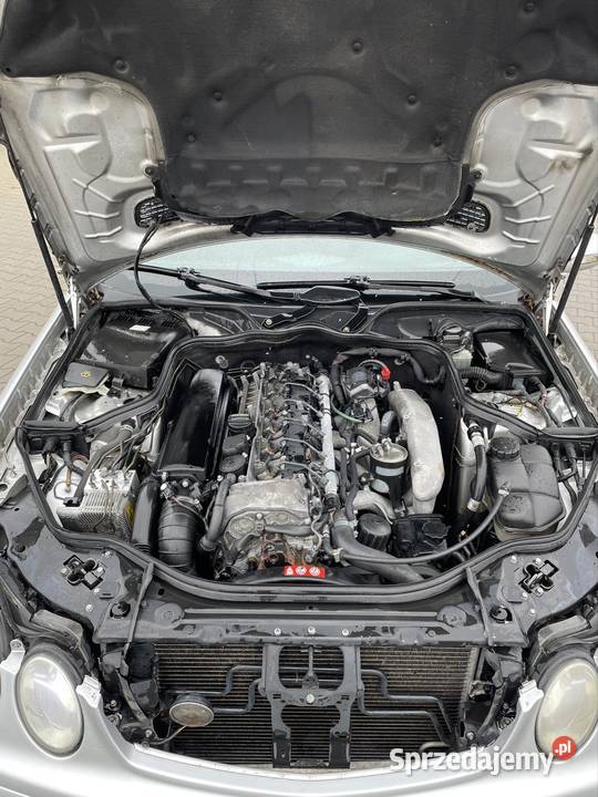 Mercedes W211 wklasa 32CDI 2004 204 sedan Zalesice