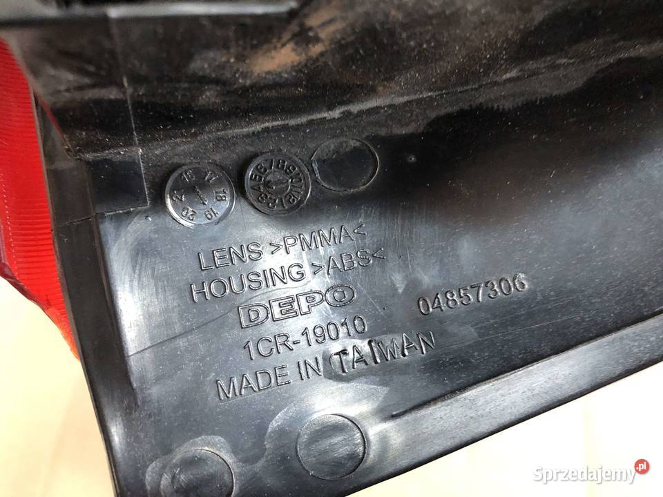 Chrysler Voyager RGRS 052001012008 Lampa tylna osobowe Skarżysko-Kamienna