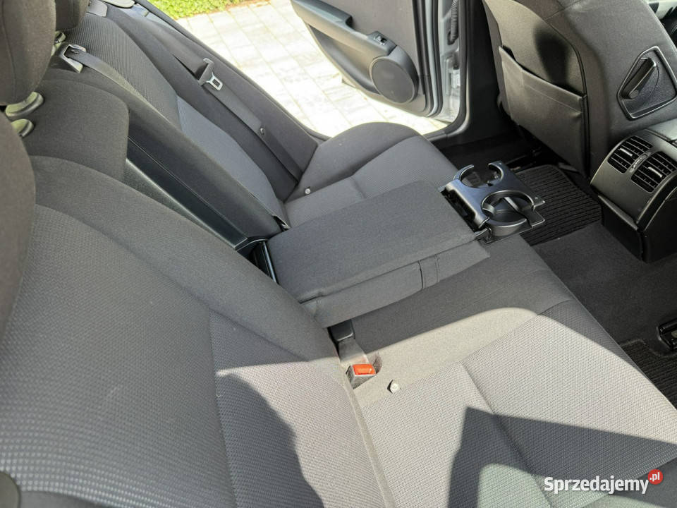 Mercedes C 180 zadbana 100 oryginalny przebieg elektryczne lusterka Mercedes-Benz Poznań