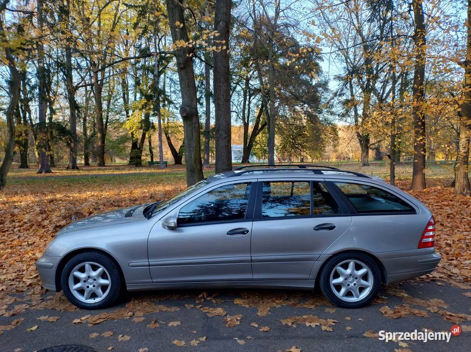 MercedesBenz Cklasa W203 22 CDI 2004r Lift stan Łódź