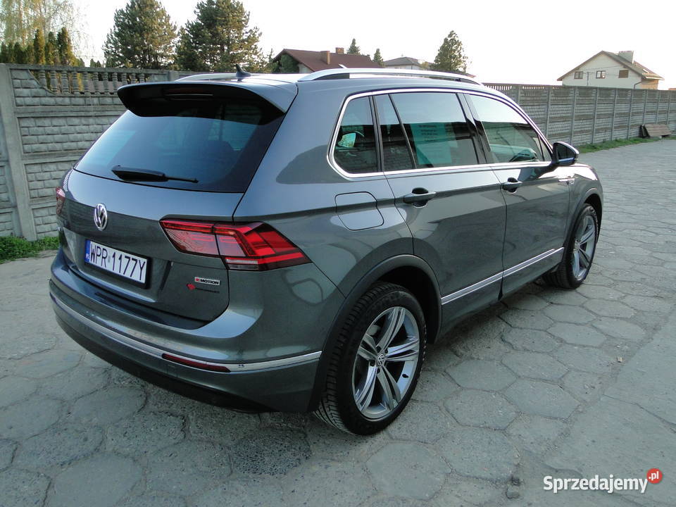 Volkswagen Tiguan II 20 VW RLine TDI 220 DSG 4x4 199000km Parzniew sprzedam
