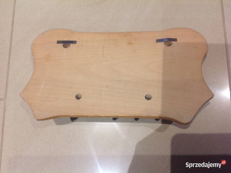 Drewniany Wieszak na klucze Mosiądz Nowa Sól