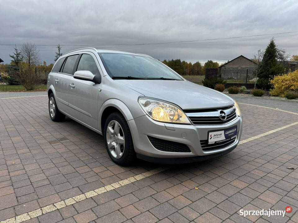 Opel Astra ładna H 20042014 Lipówki
