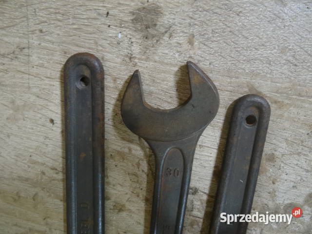 3 klucze płaskie WFR 30 36 40 org DDR Żary