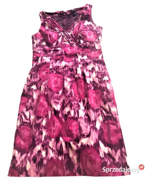 Elegancka sukienka bez rękawów 40 HM