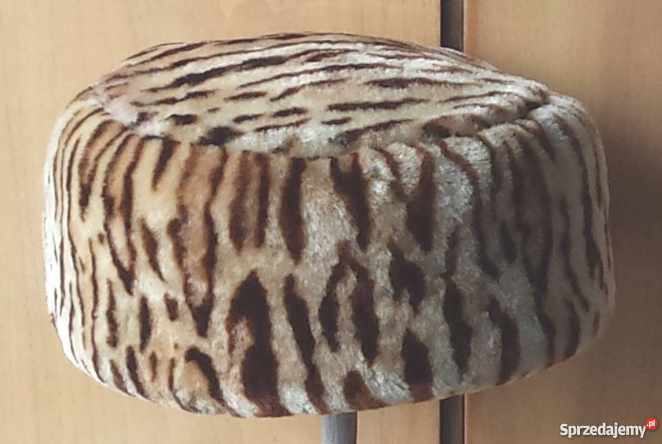 Futro damskie naturalne z czapką Poznań