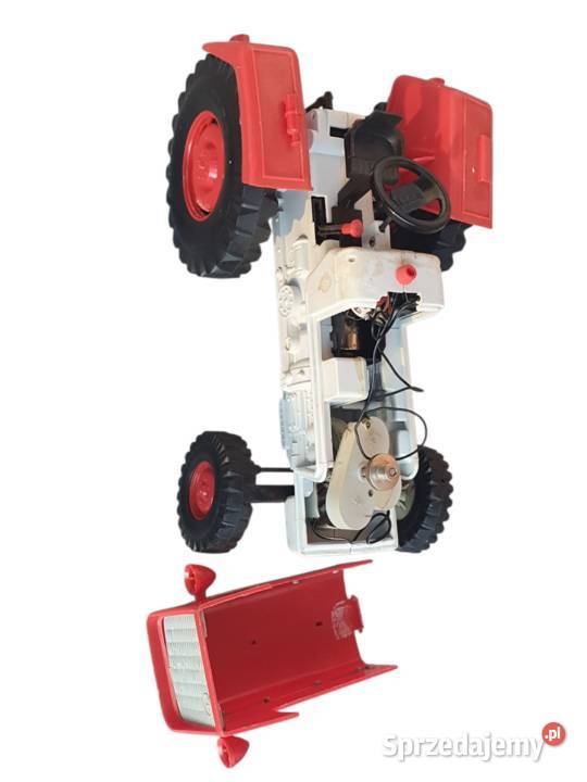 Stary model traktor z przyczepą ITES śląskie Cieszyn