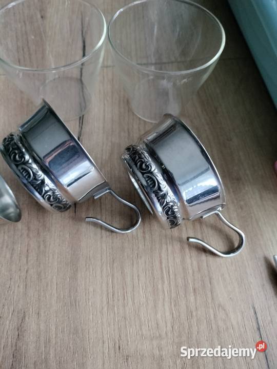 Trzy filiżanki z metalowymi uchwytami zestaw Choszczno