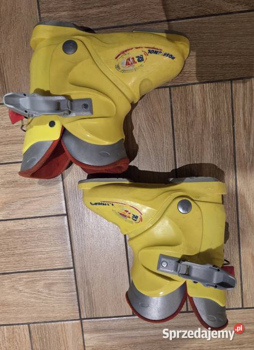 Narty dziecięce z butami plus kijki podlaskie Netta-Folwark sprzedam