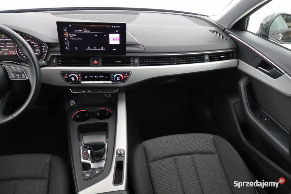 Audi A4 35 TFSI światła LED Zabrze