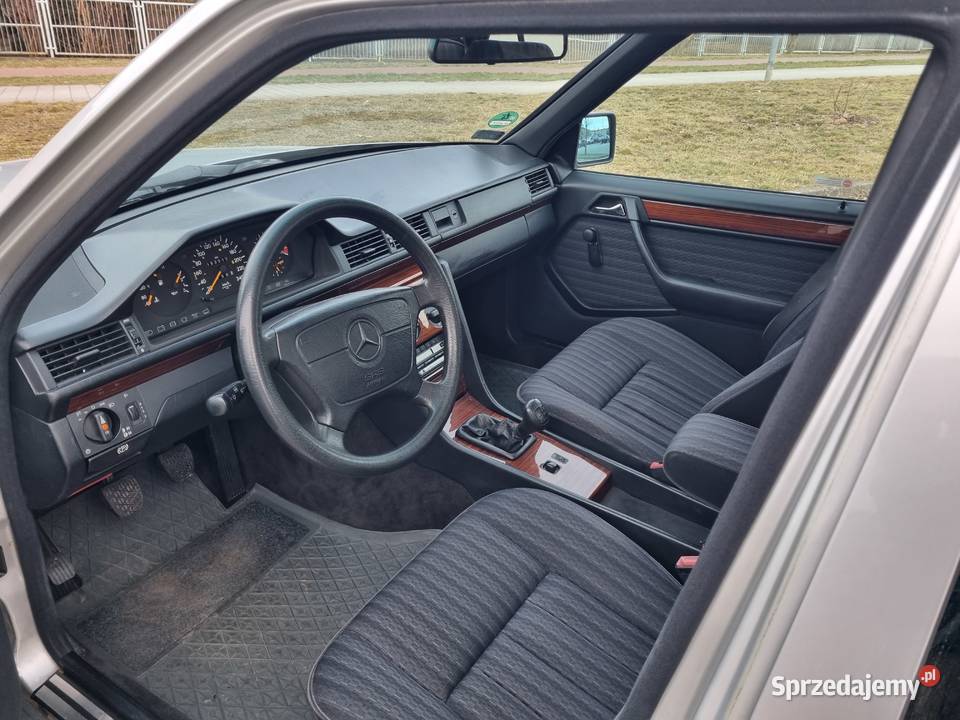 Mercedes Benz W124 200E 1993 niski przebieg Motoryzacja Szczecin sprzedam