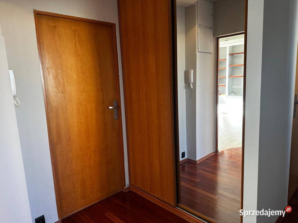 Na sprzedaż mieszkanie 64m2 centrum 3 pokoje