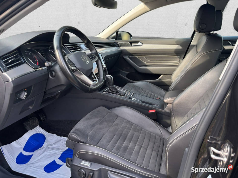 Volkswagen Passat 15 TSI EVO Elegance DSG Z nieuszkodzony Warszawa sprzedam