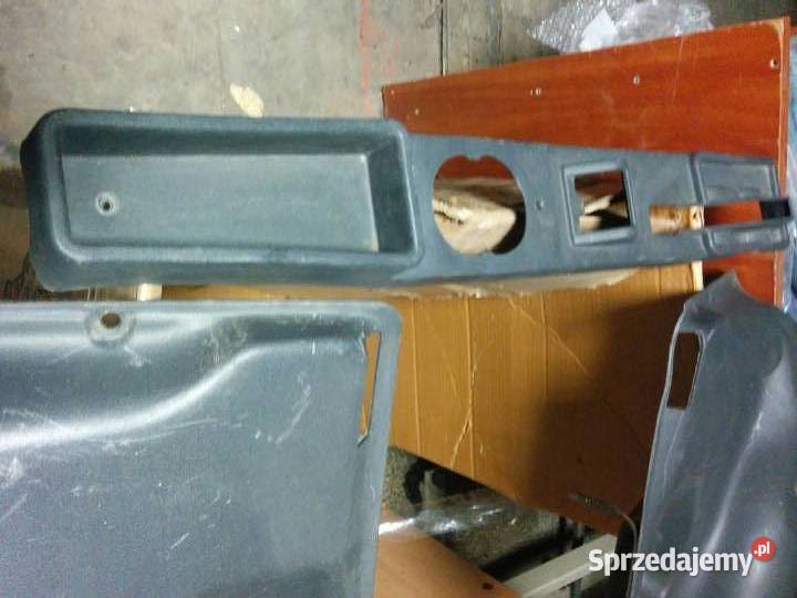 Fiat 126 boczki tyl L i P panel tunelu Pozostałe Stalowa Wola
